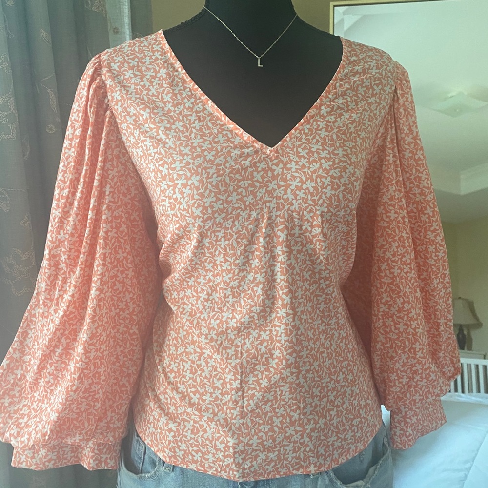 Blouse - Picture 2 of 3